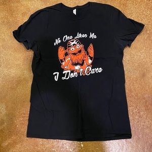 🏒Philadelphia Flyers “Gritty” Mascot t shirt.🏒